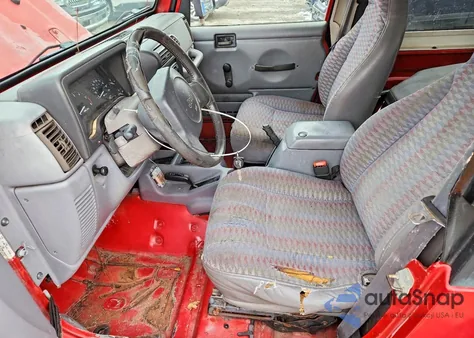 1998 Jeep Wrangler / Tj Sport из США, поврежденный, VIN 1J4FY19S2WP749700